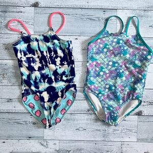 2 girls one piece bathing/swim suits. Speedo XS